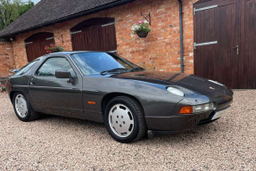 1990 Porsche 928 S4