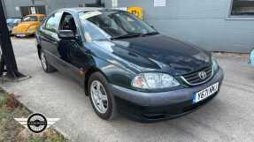 2001 Toyota Avensis