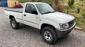 2003 Toyota Hilux