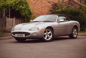 2000 Jaguar XK8