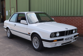1990 BMW 318is
