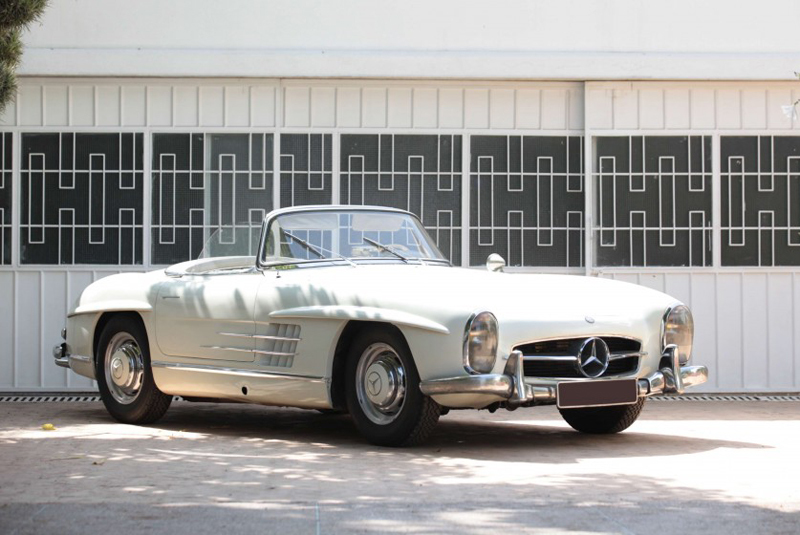 Mercedes-Benz 300 SL Roadster