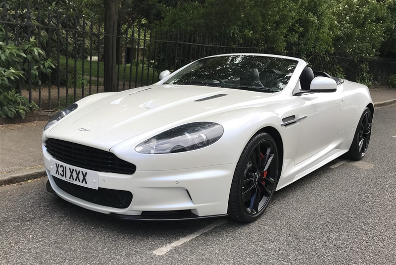 Aston Martin DBS Volante