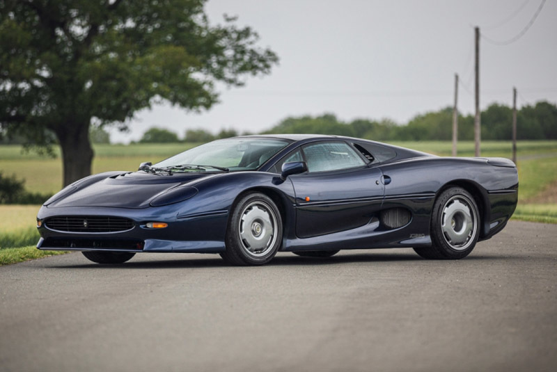 Jaguar XJ220