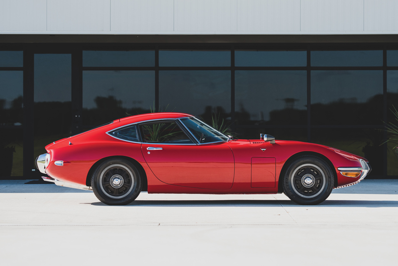 Toyota 2000GT