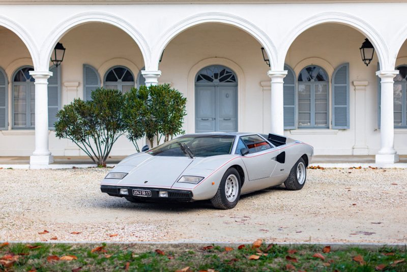 Lamborghini Countach LP400