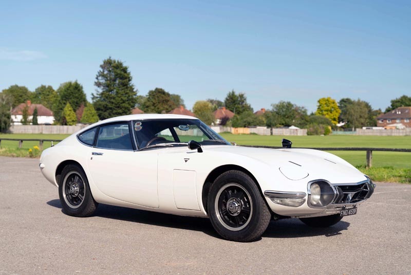 Toyota 2000GT